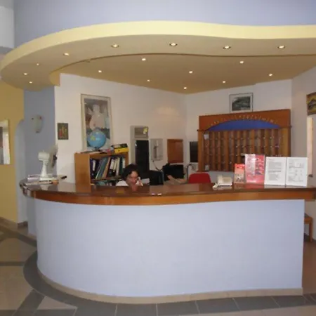 Elvita Apartment Lardos